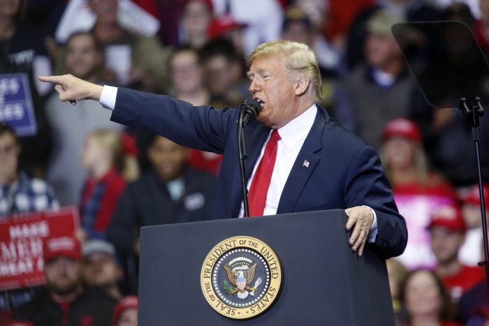 Donald Trump culpa a demócratas por los retrocesos en Wall Street Donald Trump culpa a demócratas por los retrocesos en Wall Street