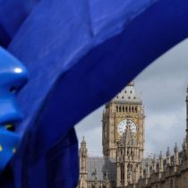 Ministro británico dice que “brexit” está en peligro