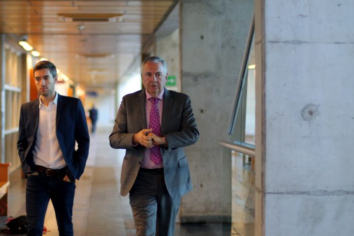 Caso Basura: comienza juicio oral contra ex alcalde Sabat, quien insistió en su inocencia Caso Basura: comienza juicio oral contra ex alcalde Sabat, quien insistió en su inocencia