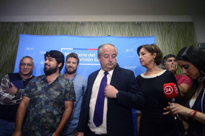 Intransigencia de Von Appen obliga a La Moneda a tomar cartas en conflicto portuario Intransigencia de Von Appen obliga a La Moneda a tomar cartas en conflicto portuario