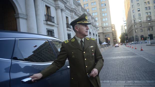 General Rozas confirma que las Fuerzas especiales de Carabineros no volverán al sur de Chile General Rozas confirma que las Fuerzas especiales de Carabineros no volverán al sur de Chile