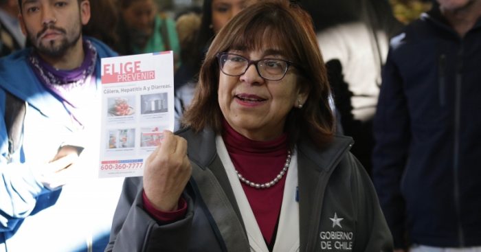 Seremi metropolitana de Salud sufrió intento de portonazo Seremi metropolitana de Salud sufrió intento de portonazo