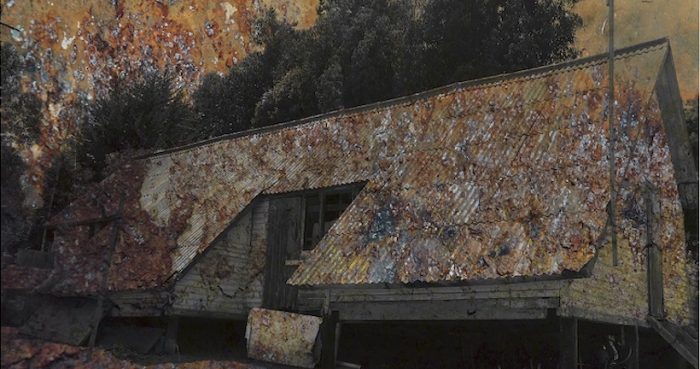Muestra gráfica “Versiones Resilientes” sobre campo de prisioneros de Melinka en Parque Cultural de Valparaíso Muestra gráfica “Versiones Resilientes” sobre campo de prisioneros de Melinka en Parque Cultural de Valparaíso