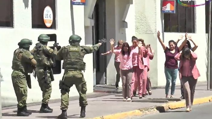 Despiden a funcionarios de BancoEstado responsables de polémico simulacro de asalto Despiden a funcionarios de BancoEstado responsables de polémico simulacro de asalto