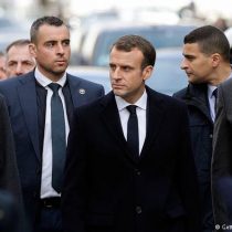 El Gobierno francés abre consultas por la crisis de los 