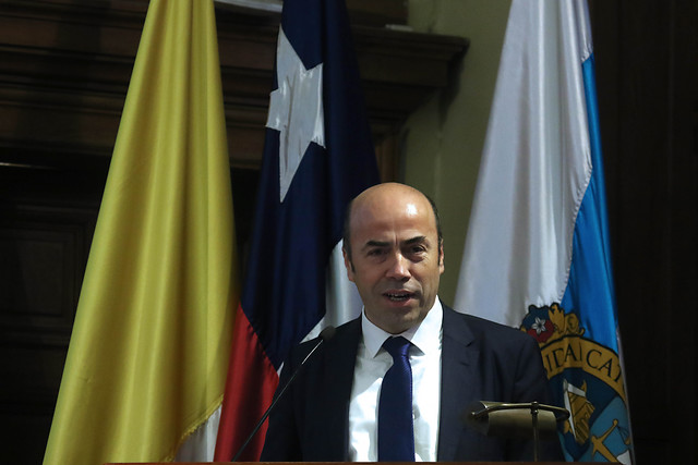 110 abogados apoyan al contralor Bermúdez y destacan que ha ejercido su labor “sin temor a incomodar a los que detentan el poder” 110 abogados apoyan al contralor Bermúdez y destacan que ha ejercido su labor “sin temor a incomodar a los que detentan el poder”