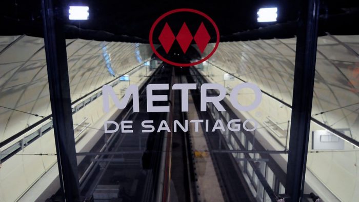 Incidente en estación Las Rejas: Metro de Santiago desmiente choque de trenes y normaliza servicio en Línea 1 Incidente en estación Las Rejas: Metro de Santiago desmiente choque de trenes y normaliza servicio en Línea 1
