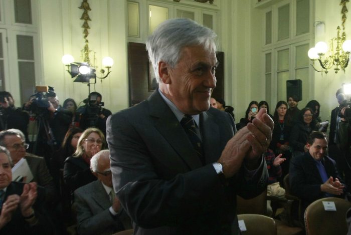 Cero autocrítica: Piñera le pone nota “de 6 para arriba” a su primer año de Gobierno