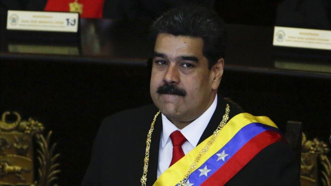 Guaidó se autoproclama presidente de Venezuela: EE.UU. busca evitar que Maduro reciba ingresos del petróleo Guaidó se autoproclama presidente de Venezuela: EE.UU. busca evitar que Maduro reciba ingresos del petróleo