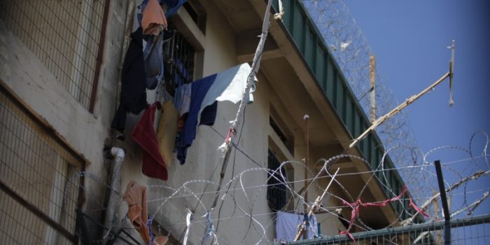 Colina II: frustran fuga de Juan Flores, condenado por atentado en estación Escuela Militar Colina II: frustran fuga de Juan Flores, condenado por atentado en estación Escuela Militar