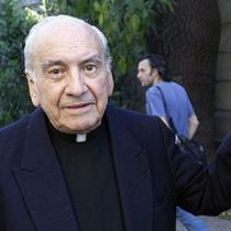 Denunciante de sacerdote Renato Poblete: «Destruyó mi vida afectiva hasta el día de hoy. Nunca pude armar una relación con nadie»
