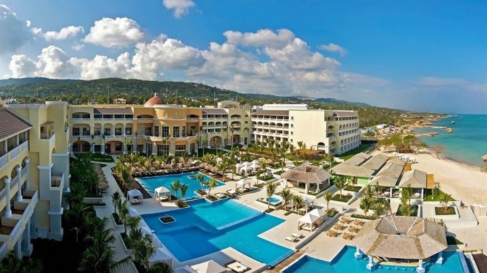 Cadena internacional se compromete a reducir uso de plástico en sus hoteles del Caribe Cadena internacional se compromete a reducir uso de plástico en sus hoteles del Caribe