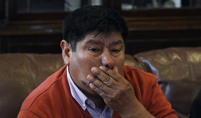 Marcelo Catrillanca rechaza cautelares a formalizados por muerte de su hijo: “La justicia es inoperante y vamos a seguir luchando por la verdad” Marcelo Catrillanca rechaza cautelares a formalizados por muerte de su hijo: “La justicia es inoperante y vamos a seguir luchando por la verdad”