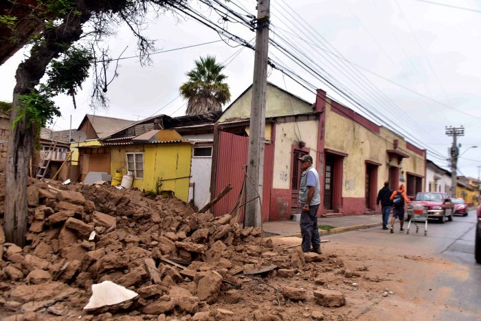 Alcalde de La Serena pide que se decrete estado de emergencia tras el sismo: es «la única forma de que las cosas se solucionen» Alcalde de La Serena pide que se decrete estado de emergencia tras el sismo: es