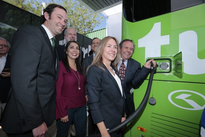 Presentan el primer bus eléctrico interurbano de Chile y América