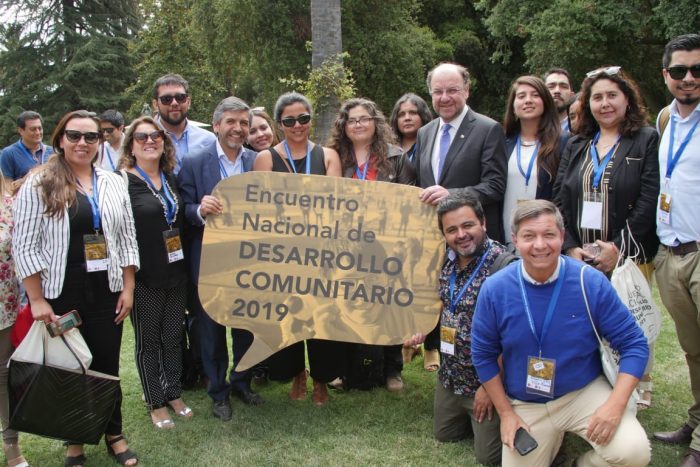 Cumbre social: más de 200 municipios de todo Chile llegaron a inédito encuentro