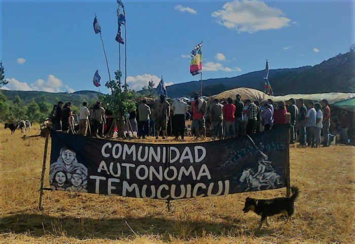 Carabineros desalojó fundo ocupado por miembros de la Comunidad Autónoma de Temucuicui