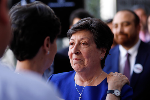 Carmen Frei emplaza a Piñera por Luis Castillo: “Si queremos realmente lograr que nos reconciliemos, seamos consecuentes” Carmen Frei emplaza a Piñera por Luis Castillo: “Si queremos realmente lograr que nos reconciliemos, seamos consecuentes”