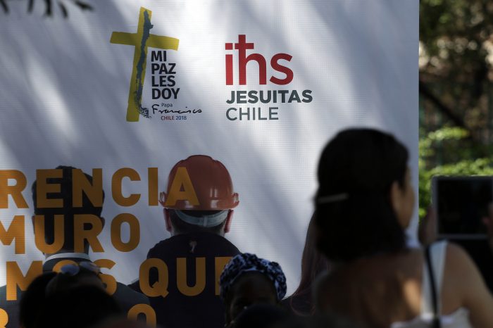 Víctima de abusos: “No es fácil denunciar a un jesuita, menos a uno que prácticamente fue canonizado en vida” Víctima de abusos: “No es fácil denunciar a un jesuita, menos a uno que prácticamente fue canonizado en vida”