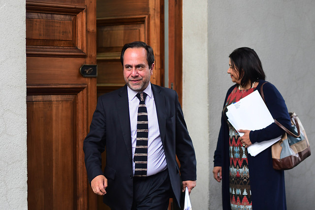 Ramiro Mendoza en la mira: diputados PC piden anular su nombramiento como asesor del gobierno de Piñera Ramiro Mendoza en la mira: diputados PC piden anular su nombramiento como asesor del gobierno de Piñera