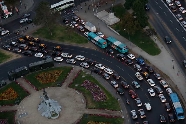 Alimentación, educación y tiempo como políticas de transporte: cuando viajar más lejos y rápido no es la única respuesta Alimentación, educación y tiempo como políticas de transporte: cuando viajar más lejos y rápido no es la única respuesta
