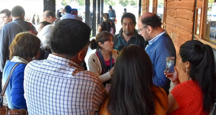 Moreno no logra superar esquirlas del Caso Catrillanca: increpan al ministro que se defiende diciendo que “la violencia solamente trae más violencia” Moreno no logra superar esquirlas del Caso Catrillanca: increpan al ministro que se defiende diciendo que