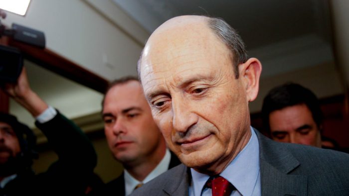 AFEP pone a Lagos en la mira: exigen disculpas de su gobierno por nombramiento de Cheyre como jefe del Ejército AFEP pone a Lagos en la mira: exigen disculpas de su gobierno por nombramiento de Cheyre como jefe del Ejército
