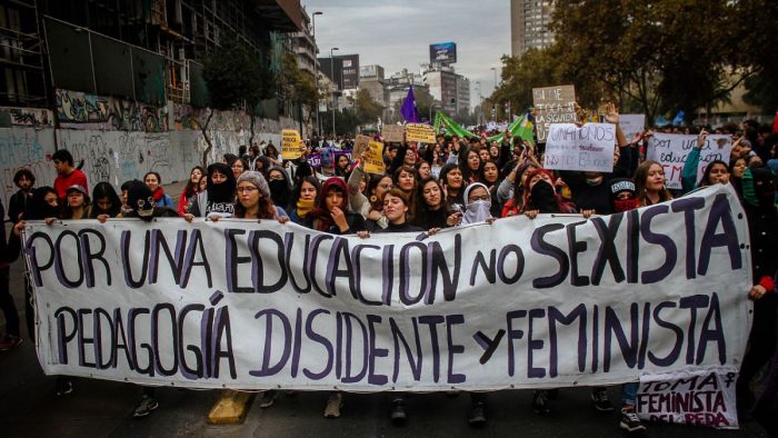 Feministas acusan de “conservador” el plan no sexista de las ministras Plá y Cubillos Feministas acusan de “conservador” el plan no sexista de las ministras Plá y Cubillos