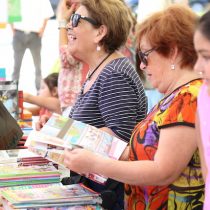 Feria del Libro de Ovalle en Plaza de Armas de Ovalle
