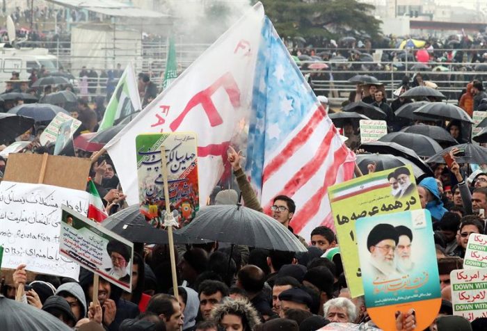Irán celebra aniversario de la Revolución Islámica con rechazo a “complot” de EE.UU. Irán celebra aniversario de la Revolución Islámica con rechazo a “complot” de EE.UU.