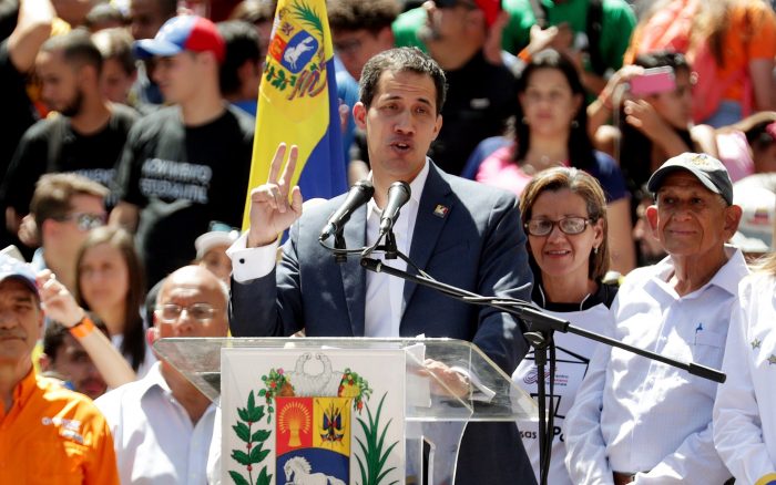 Guaidó dice que ayuda humanitaria entrará en Venezuela desde el 23 de febrero Guaidó dice que ayuda humanitaria entrará en Venezuela desde el 23 de febrero