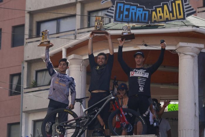 El chileno Pedro Ferreira ganó la 17 edición de «Valparaíso Cerro Abajo» El chileno Pedro Ferreira ganó la 17 edición de