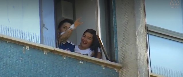 Carolina Torres se asomó a saludar a familiares y amigos en su cumpleaños Carolina Torres se asomó a saludar a familiares y amigos en su cumpleaños