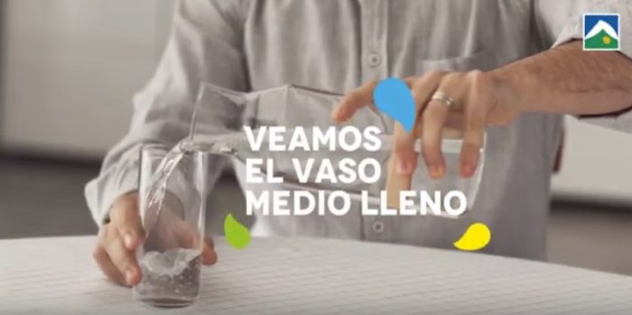 #VasoMedioLleno: la campaña de Aguas Andinas que apunta al cambio climático por cortes de suministro