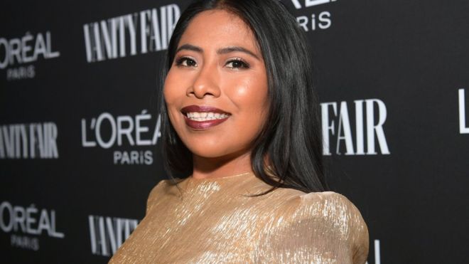 Yalitza Aparicio: la polémica portada de una revista en la que aparece la protagonista de «Roma» nominada al Oscar Yalitza Aparicio: la polémica portada de una revista en la que aparece la protagonista de «Roma» nominada al Oscar