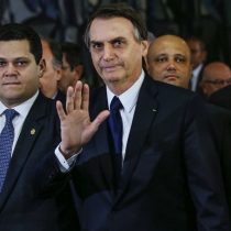 Obligado: Bolsonaro cambia estrategia ante críticas de aliados a sus reformas