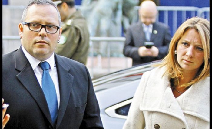 Caso Caval está lejos de terminar para Compagnon y Dávalos: Fiscalía pide 4 años de cárcel por la arista estafa Caso Caval está lejos de terminar para Compagnon y Dávalos: Fiscalía pide 4 años de cárcel por la arista estafa