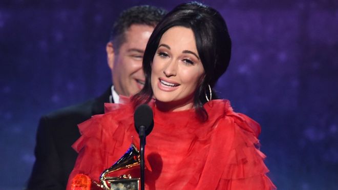 El country de Kacey Musgraves y la ironía de Childish Gambino triunfan en los Grammy 2019 El country de Kacey Musgraves y la ironía de Childish Gambino triunfan en los Grammy 2019