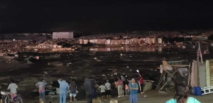 Invierno Altiplánico: fuertes lluvias dejan un muerto, 2 desaparecidos y arrasan campamentos Invierno Altiplánico: fuertes lluvias dejan un muerto, 2 desaparecidos y arrasan campamentos
