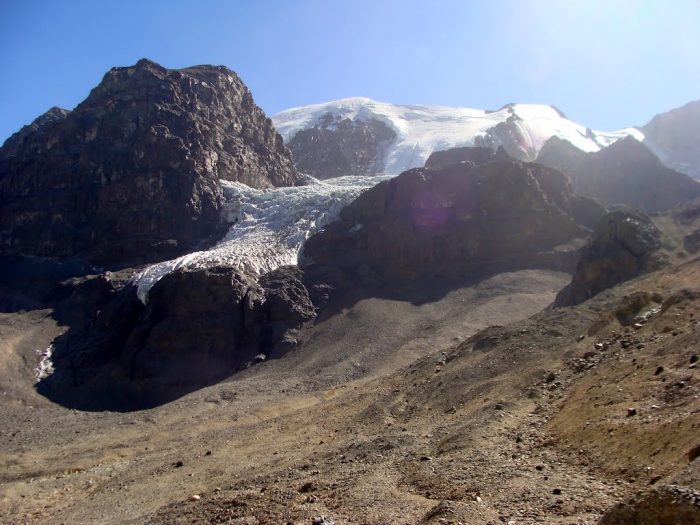 ¿Cambio climático o detonaciones mineras?: las sospechas por el papel de Anglo American en el cierre de Yerba Loca ¿Cambio climático o detonaciones mineras?: las sospechas por el papel de Anglo American en el cierre de Yerba Loca