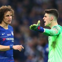 Surrealista escena en la final de la Copa inglesa: arquero del Chelsea se niega a ser reemplazado y el técnico explota en rabia