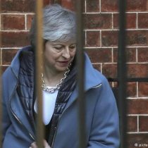 “Brexit”: Parlamento propina nueva derrota a Theresa May