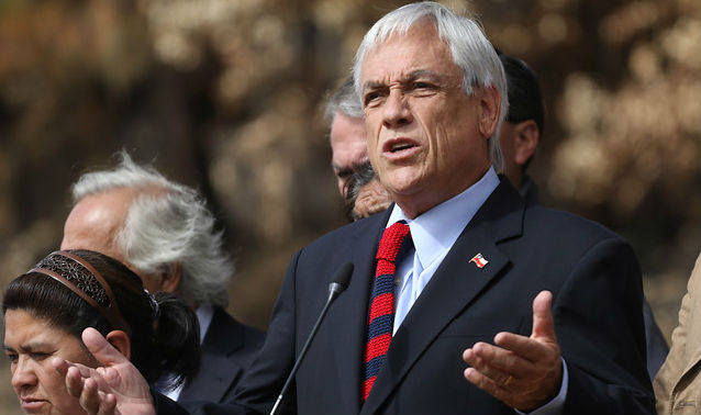 Afirmaciones de Piñera de que no ha politizado relaciones exteriores desatan duras críticas a horas de su viaje a Cúcuta Afirmaciones de Piñera de que no ha politizado relaciones exteriores desatan duras críticas a horas de su viaje a Cúcuta