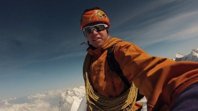 La trágica historia de Tom Ballard, el montañista hallado muerto junto a su compañero tras 12 días desaparecidos en el Himalaya La trágica historia de Tom Ballard, el montañista hallado muerto junto a su compañero tras 12 días desaparecidos en el Himalaya
