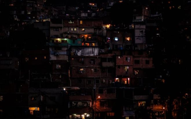 Venezuela sin luz: cómo funciona su sistema eléctrico y por qué colapsó Venezuela sin luz: cómo funciona su sistema eléctrico y por qué colapsó