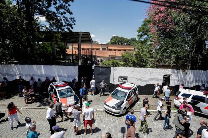 Suben a diez los muertos en ataque a escuela en ciudad brasileña de Suzano Suben a diez los muertos en ataque a escuela en ciudad brasileña de Suzano