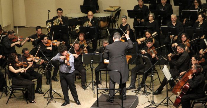 Concierto de Apertura en Teatro U. de Concepción Concierto de Apertura en Teatro U. de Concepción