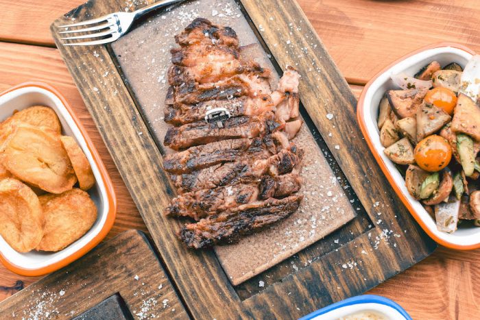 MUU Steak House: simplicidad y sabor para los amantes de la carne MUU Steak House: simplicidad y sabor para los amantes de la carne