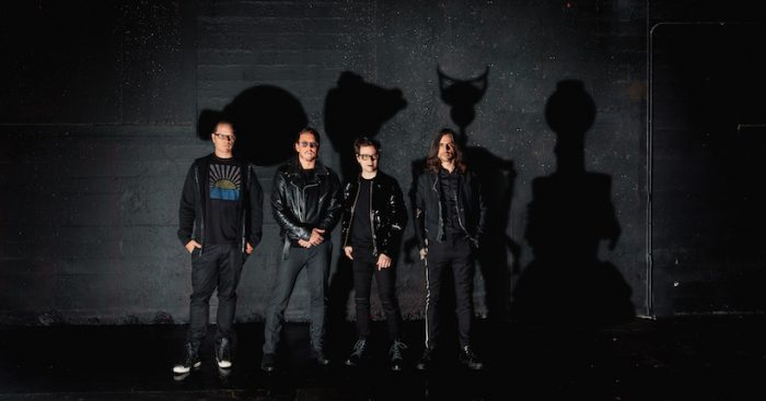 Weezer, icónica banda del rock alternativo de los 90s se presenta por primera vez en Chile Weezer, icónica banda del rock alternativo de los 90s se presenta por primera vez en Chile