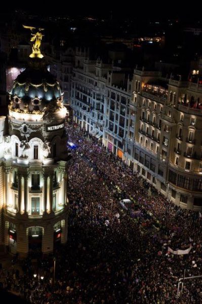 Alta convocatoria destacó en marcha del 8M en Madrid Alta convocatoria destacó en marcha del 8M en Madrid